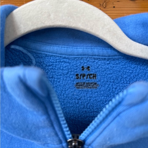 Under Armour Women's Blue long sleeve half zip Sweater cropped boxy fit - Picture 3 of 5